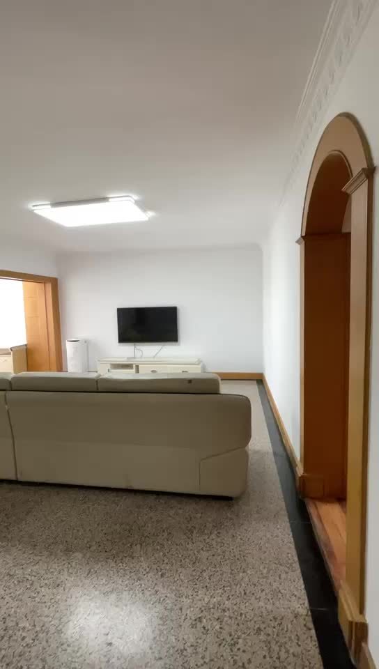 3室2廳2陽(yáng)臺(tái) 白龍小區(qū)視頻